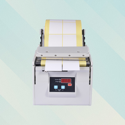 CE eléctrico automático del dispensador 130mm/Sec de la etiqueta para las etiquetas engomadas transparentes
