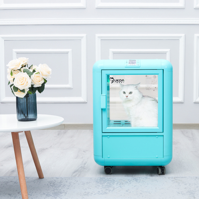 Desinfecte automáticamente la caja de la máquina del sitio del secador del animal doméstico para el secador K5 del gato del hogar 1 - 9 unidades