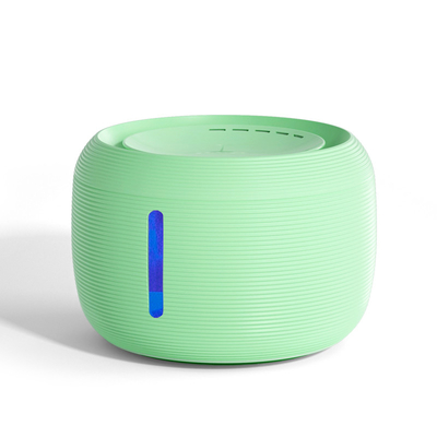 juego de 1.5W Smart Cat Drinking Fountain Plug And con el carbono activado Ion Filter